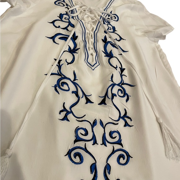 Lulu’s Down in Kokomo Ivory Floral Embroidered Shift Lace-up Dress, Size M, EUC - Picture 7 of 9